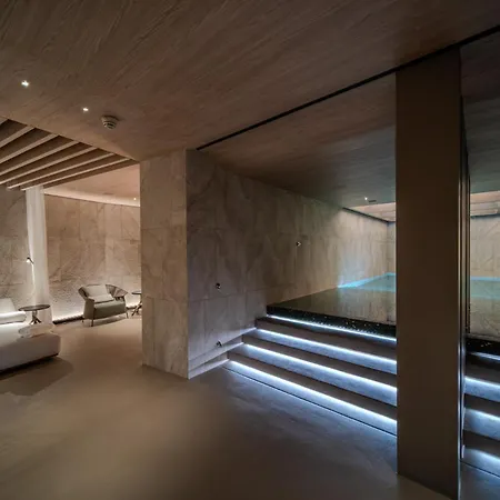 Grand Duchi D'aosta Szálloda 5*