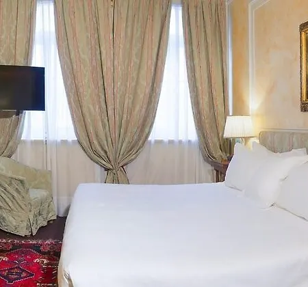 Grand Duchi D'aosta Hotel