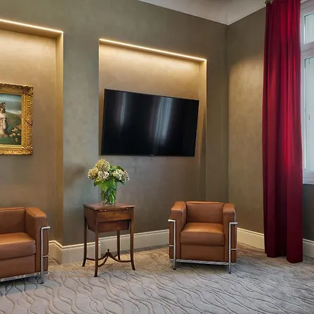 杜奇德奥斯塔大酒店 5* 的里雅斯特