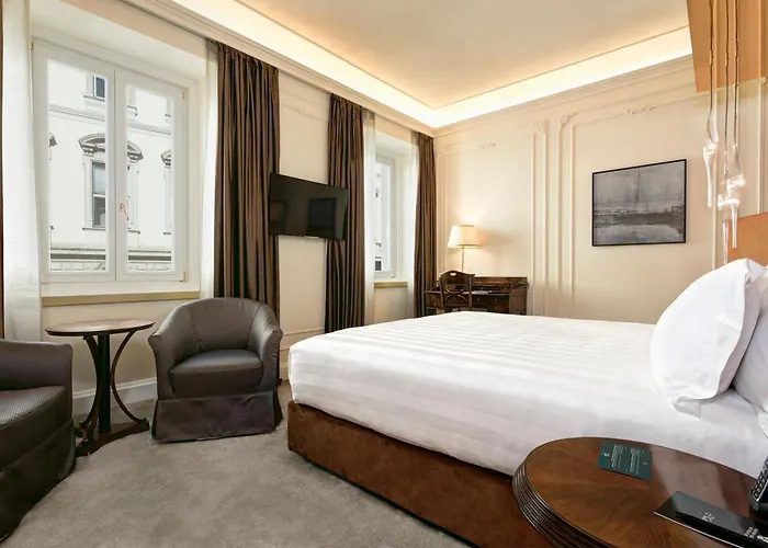 Szálloda Grand Duchi D'aosta 5*