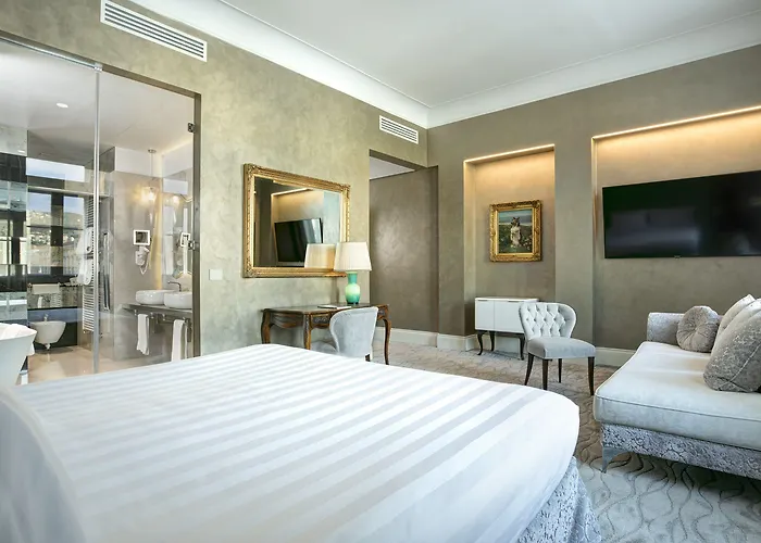 Grand Duchi D'aosta Szálloda 5*