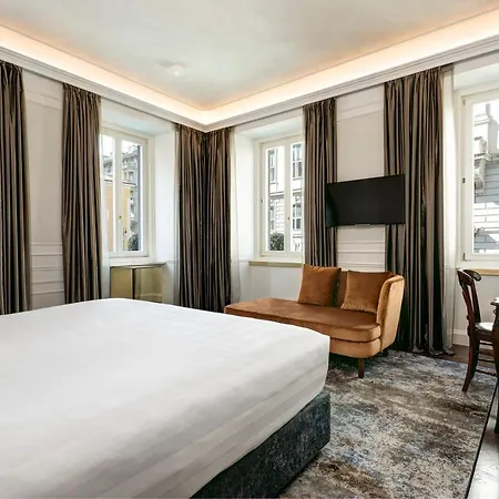 ホテル グランド ドゥキ ダオスタ 5*