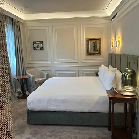 Grand Duchi D'aosta Hotel