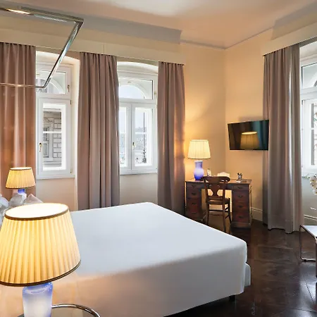 Grand Duchi D'aosta Szálloda 5*