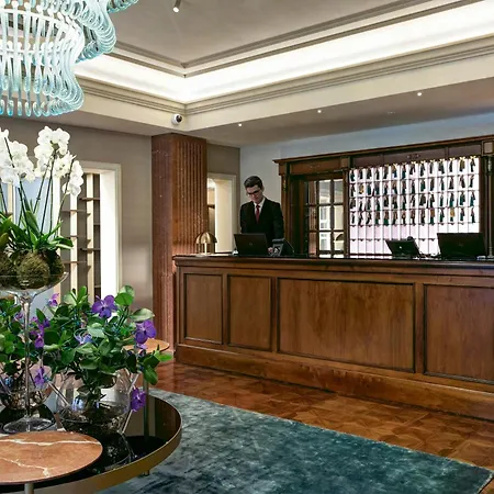 グランド ドゥキ ダオスタ 5*