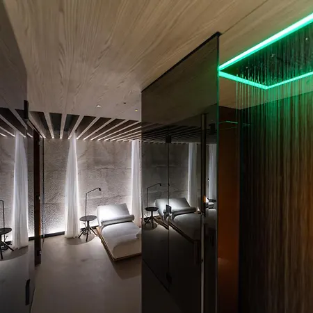 Hotel Grand Duchi D'aosta 5*