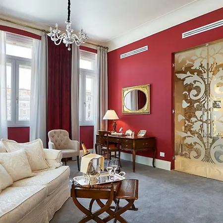 Grand Duchi D'aosta Hotell 5*