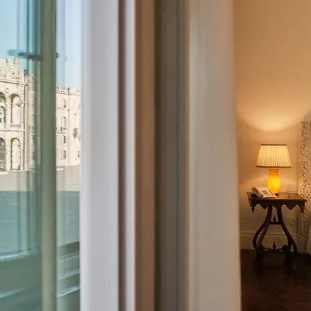 Hotell Grand Duchi D'aosta 5*