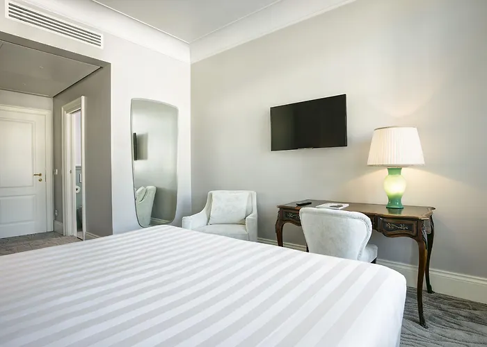 Szálloda Grand Duchi D'aosta